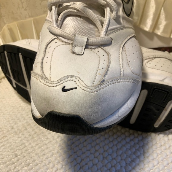 NIKE WOMENS RUNNING WORK OUT WALKING SNEAKERS - Picture 10 of 16